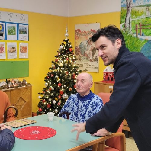 I membri di Round Table Udine visitano i residenti della casa di riposo di Paluzza